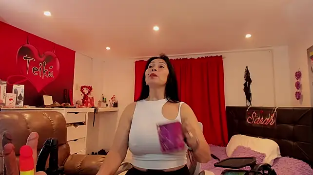 Sarah_teiku live cam preview