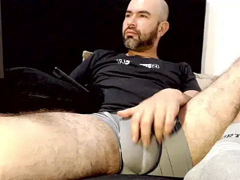 hairyandbigmann