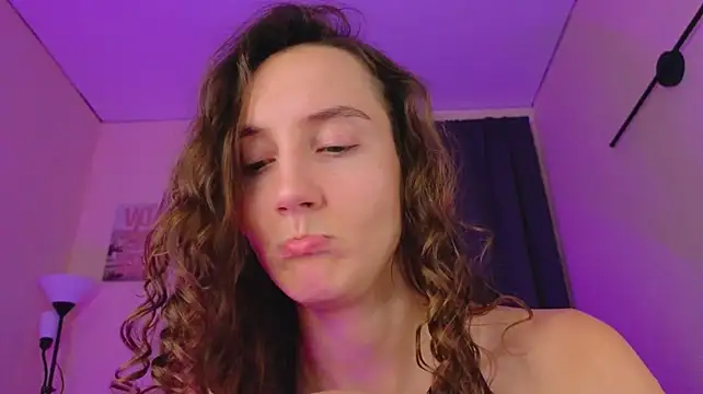 laracroftmansion live cam preview