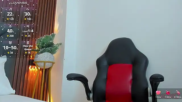 linda_rios_ live cam on StripChat