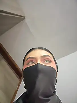zharaaa18