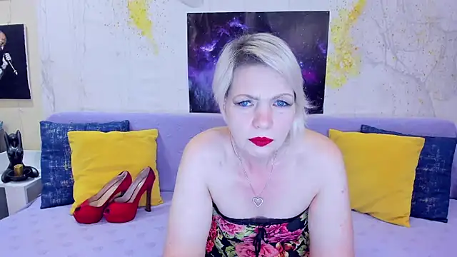 BeautyName live cam preview