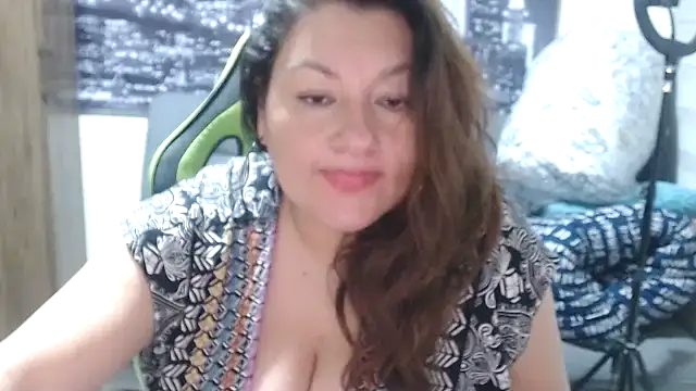 sakotodika live cam on StripChat
