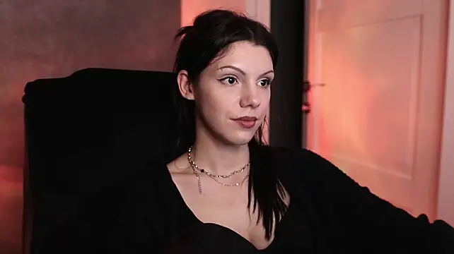 mistress__rochelle live cam on StripChat