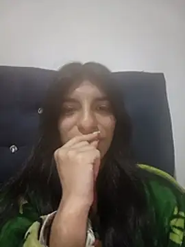 Ariell_Kieran live cam on StripChat