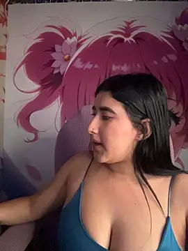 Kiitty_LS live cam on StripChat
