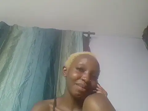 Deadlybeauty webcam