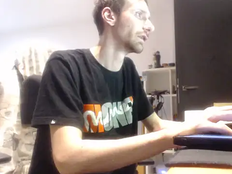 iloveelusivecats (M young) - #beardy #bisexuals #brunettes #cam2cam #handy #luxurious-privates #masturbation #skinny #small-audience #white #young