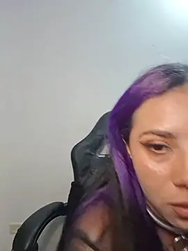 Alexa_Slavehot777