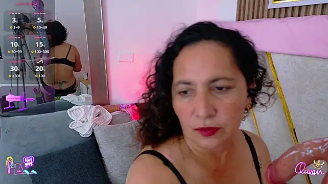 Luna_Naughty1