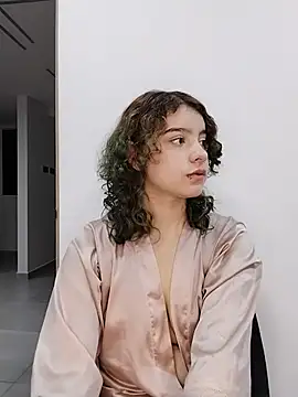 naira_velvett