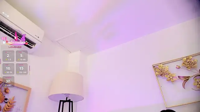 _malak (Ask my age) - boobs+oil+massage