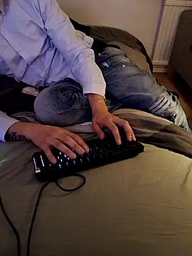 erikdanil (M young) - Lovense Ai will remote my edge 2  10min!