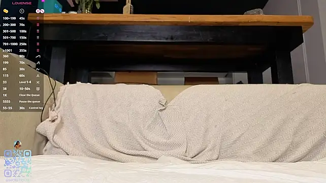 SweetSakuraJane live sex cam