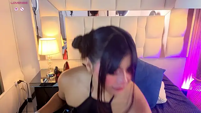Issa_Jones_ webcam