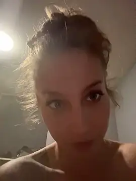 Mrs_Mr_007 webcam