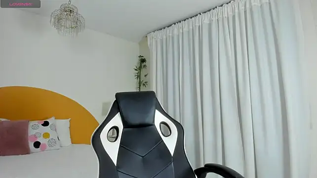 _Emmaa_Queen_