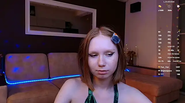 FoxyMira live cam on StripChat