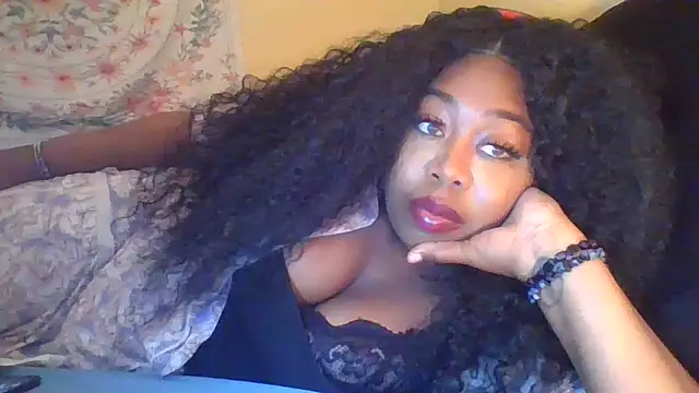 angeliquebelcali live cam on StripChat
