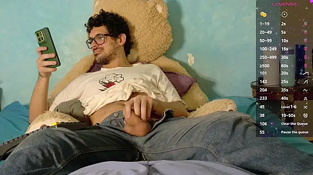 Dionissios666 live cam on StripChat