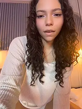 Mia_honey3