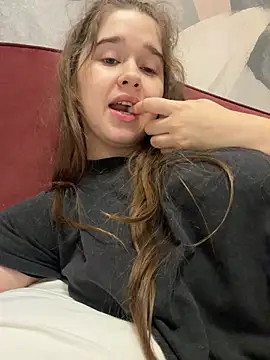 HornyGirlH