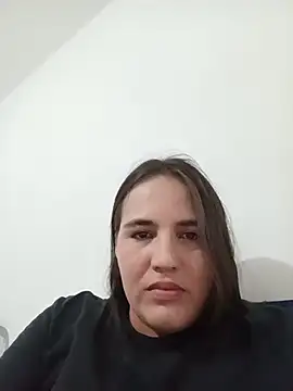 Tamara-gil69 live cam on StripChat