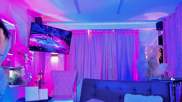Queens_Wonders_Blonders live sex cam