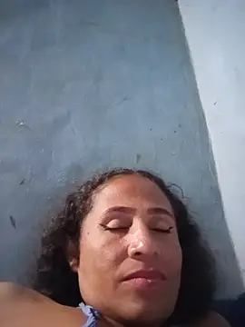 MoanaCaspier live cam preview