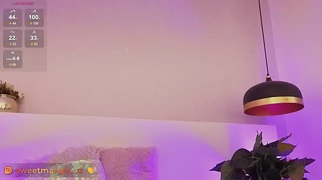 Sweetmango_ live cam on StripChat