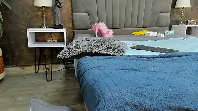 isa_lancaster live sex cam