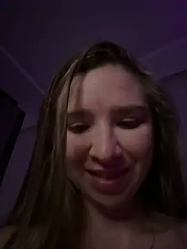 teaseme_bella