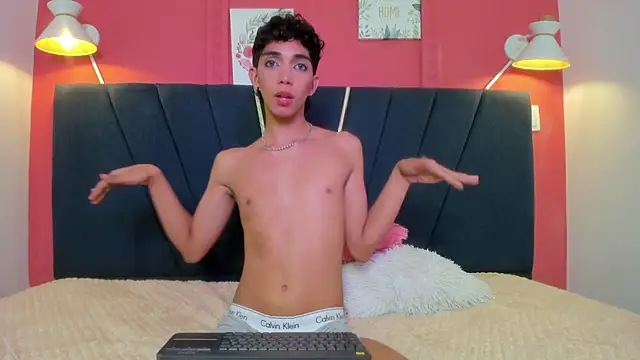 ero_boy40 (M twink) - play with my butt