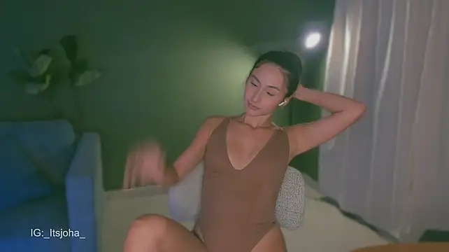 Lovinggirl_ webcam