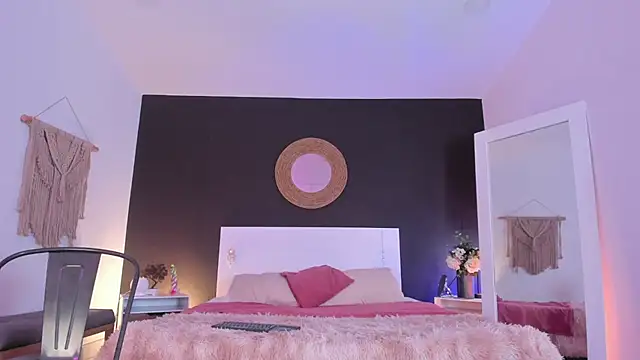 VioletPaket live cam preview
