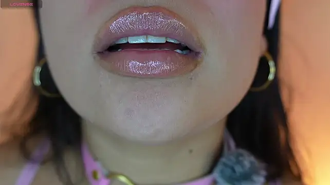 mia_roux1 live cam preview