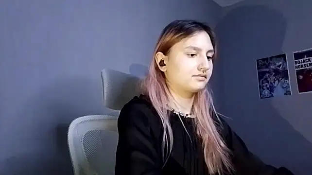MayaGrins