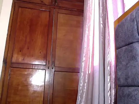 naughty-ebony1 webcam