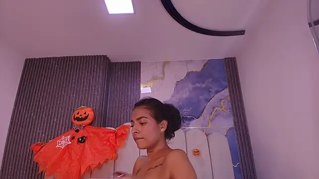 hot_dione