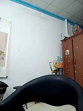 Rose_DiDi live cam on StripChat