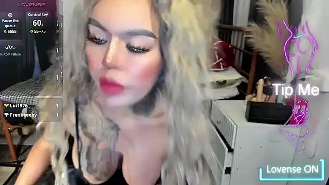 Urqueen_Angel69