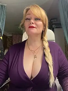 Sweet-blonde