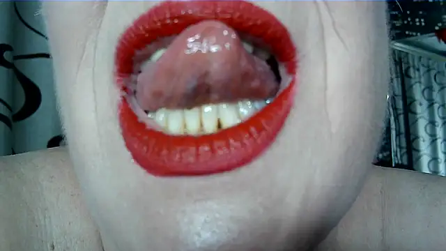 Show webcam en direct avec SWEET--Nika - Jouets Lovense interactifs disponibles