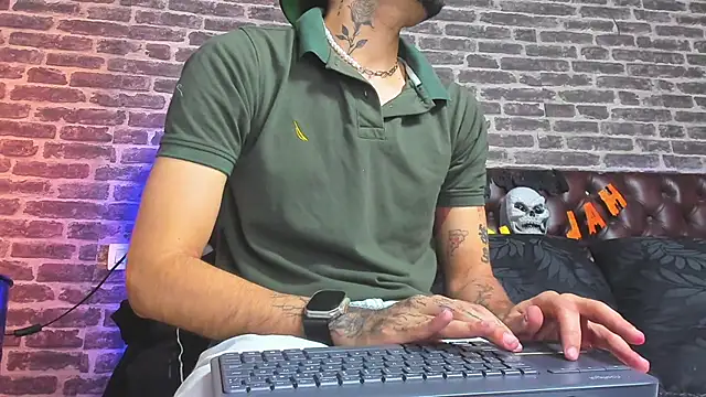 Daniel_huge22