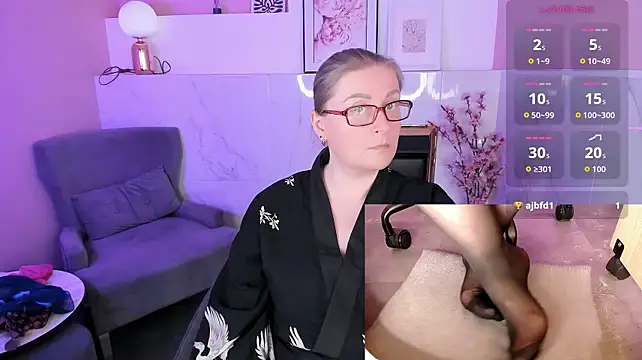 Alexandra_Kind