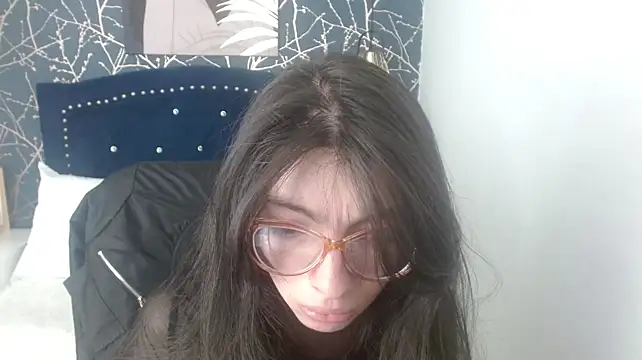 Allyshon_ live cam on StripChat