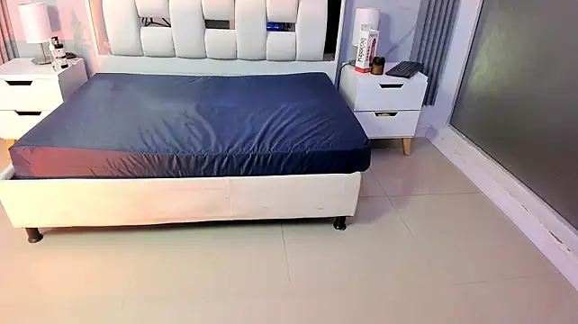 AngelaBeker_