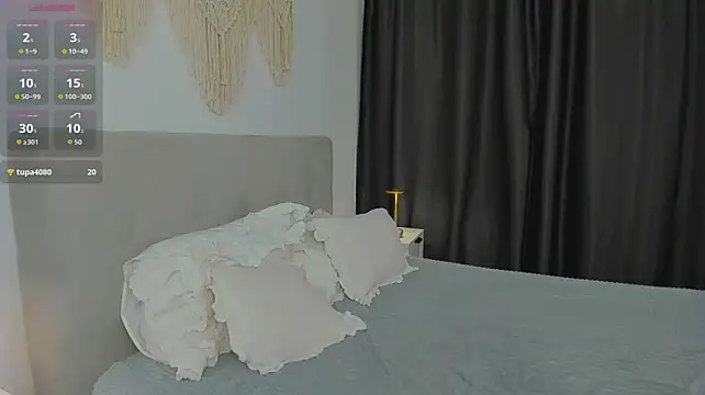 Arya_Thoms live cam preview