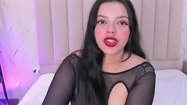 ViolettaRousee_ live cam preview