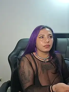 Alexa_Slavehot777